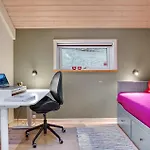 3 Bedroom Lovely In Holiday home *