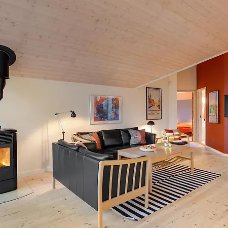 Holiday home 3 Bedroom Lovely In *