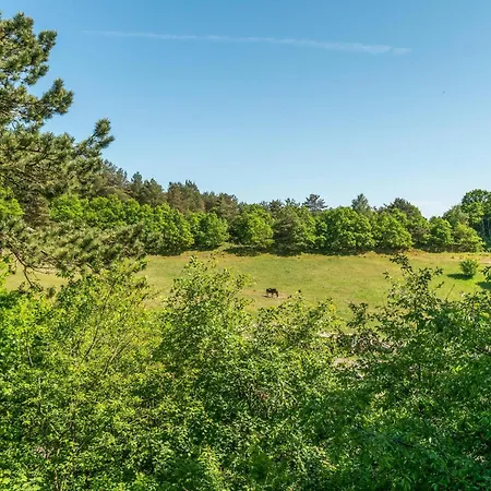 3 Bedroom Lovely In Holiday home *