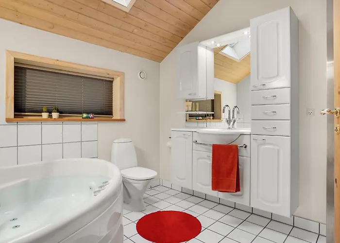 3 Bedroom Lovely In *