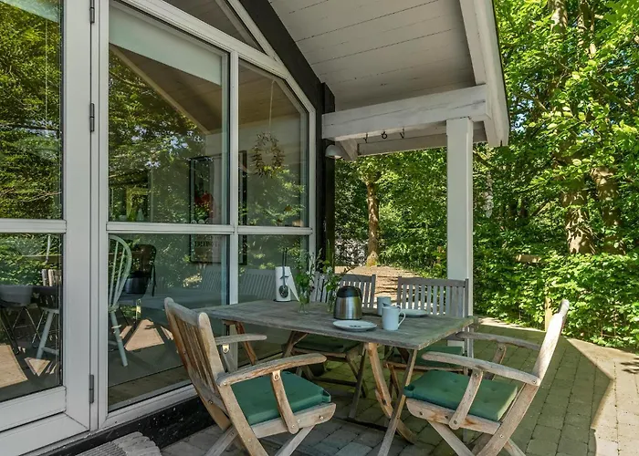 Feriehus 3 Bedroom Lovely In